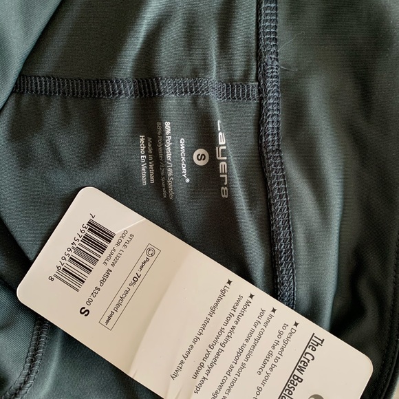 The crew baselayer Layer 8 woman’s shorts (S) NWT - Picture 6 of 8